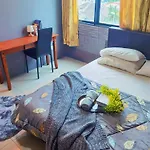 Kinta Riverfront Apartment Ipoh, Fully Air-Con Suite