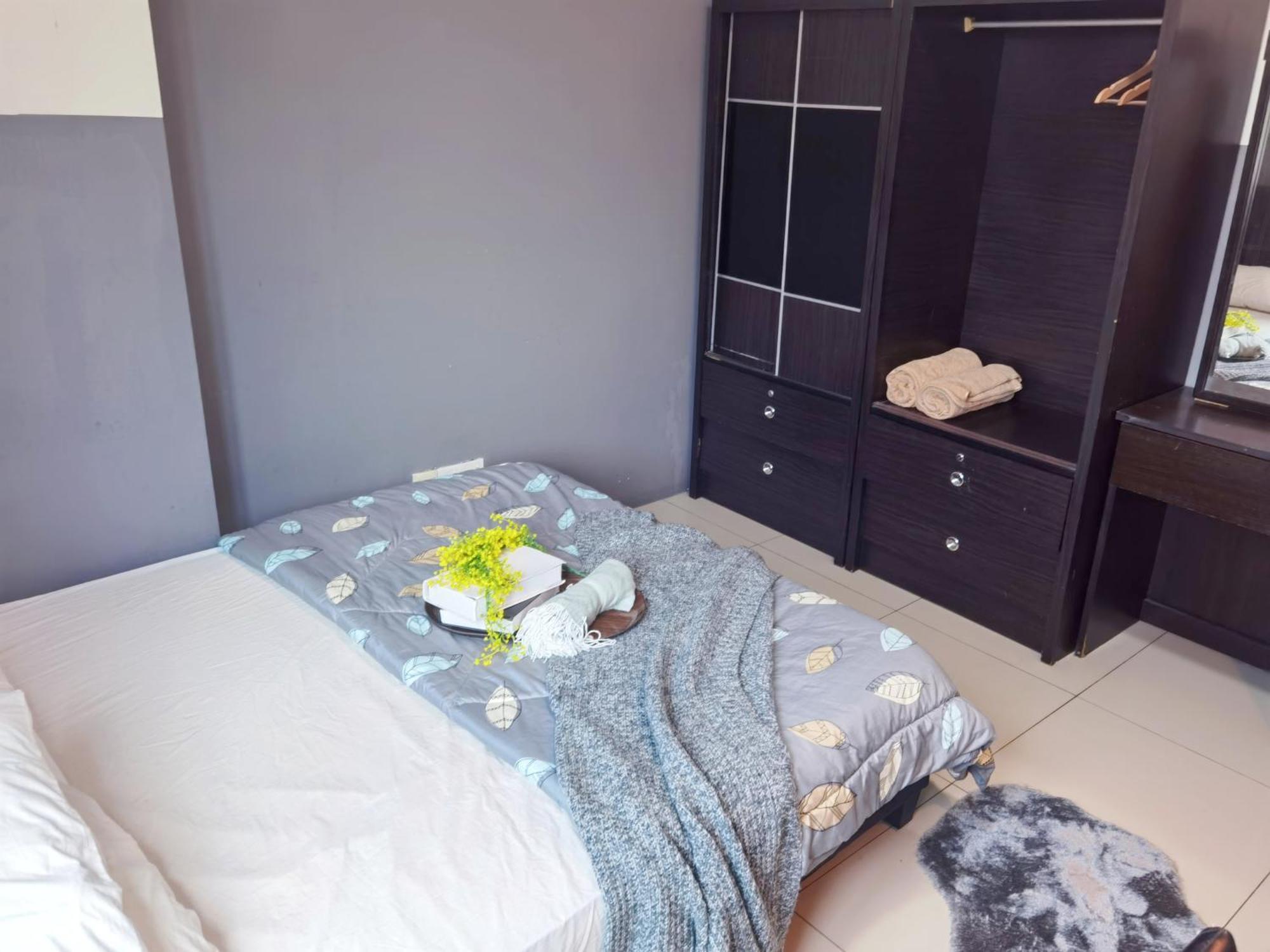 Kinta Riverfront Ipoh, Fully Air-con *